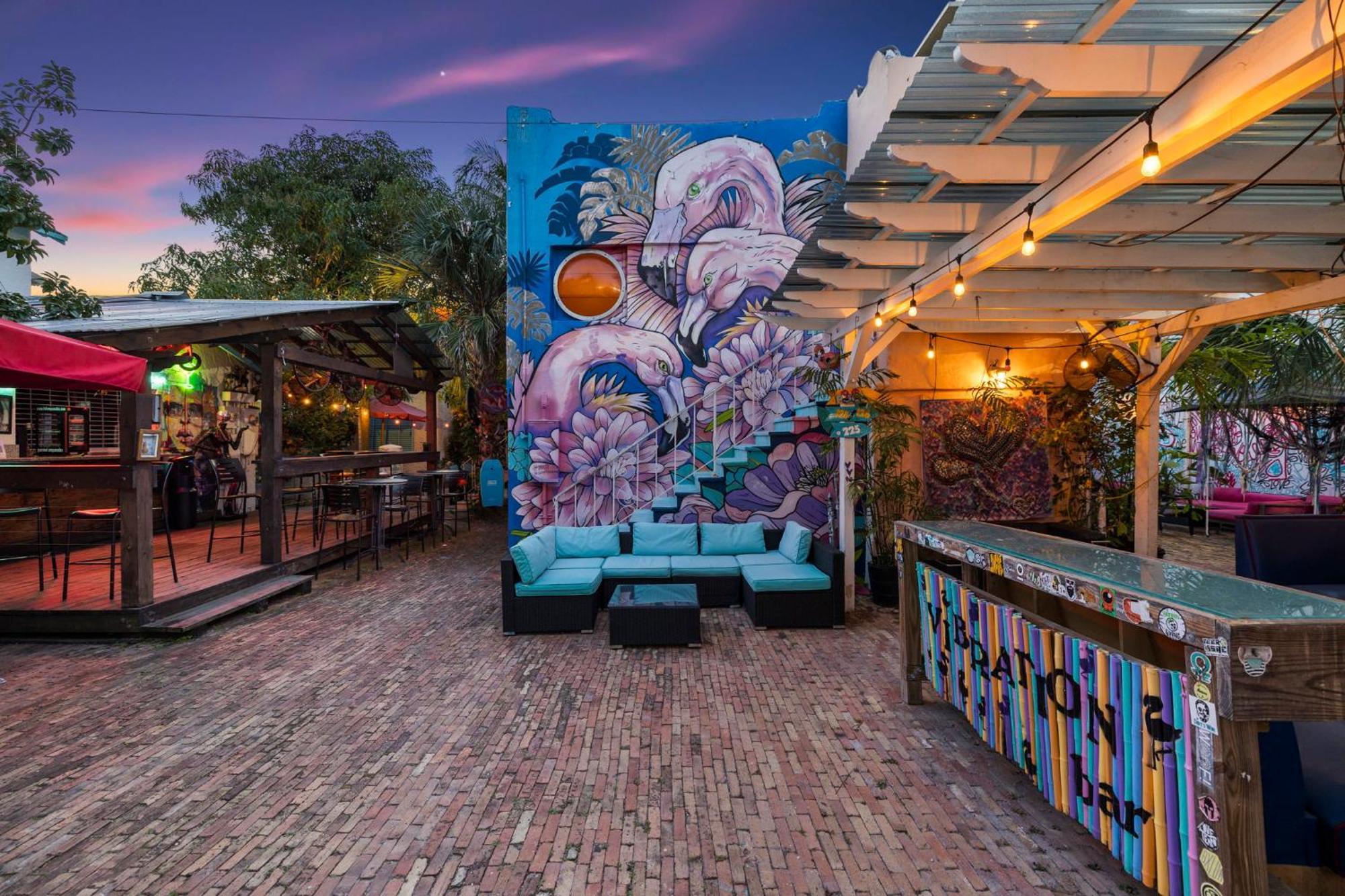 The New Yorker Hotel Miami Extérieur photo