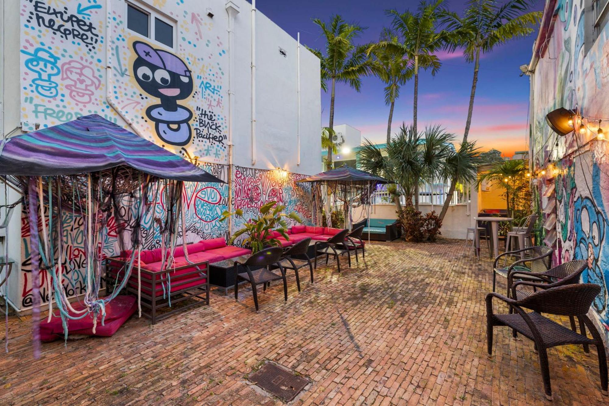 The New Yorker Hotel Miami Extérieur photo